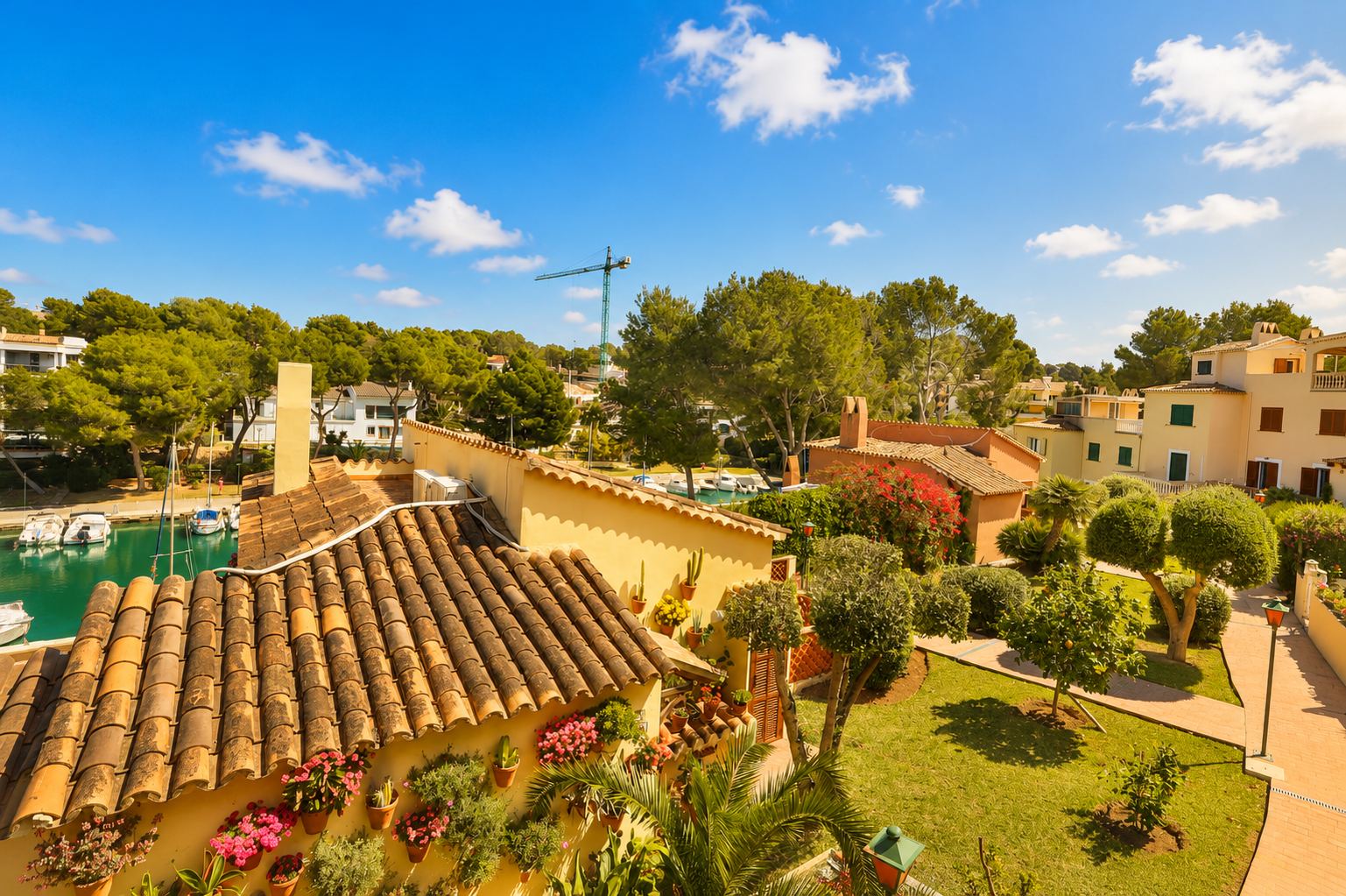 Santa Ponsa Duplex – Terrasse mit Marina-Ausblick